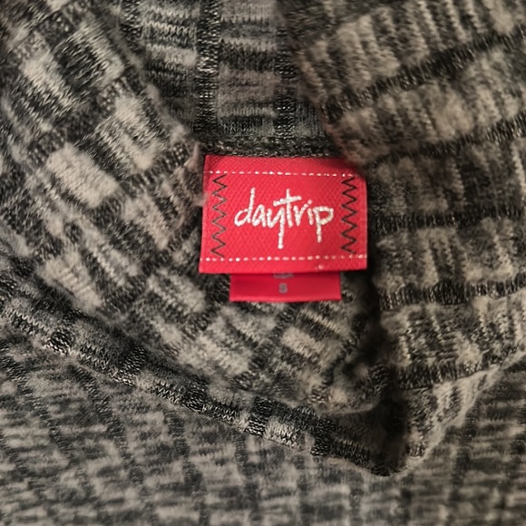 Daytrip ribbed sweater turtleneck - Picture 3 of 6